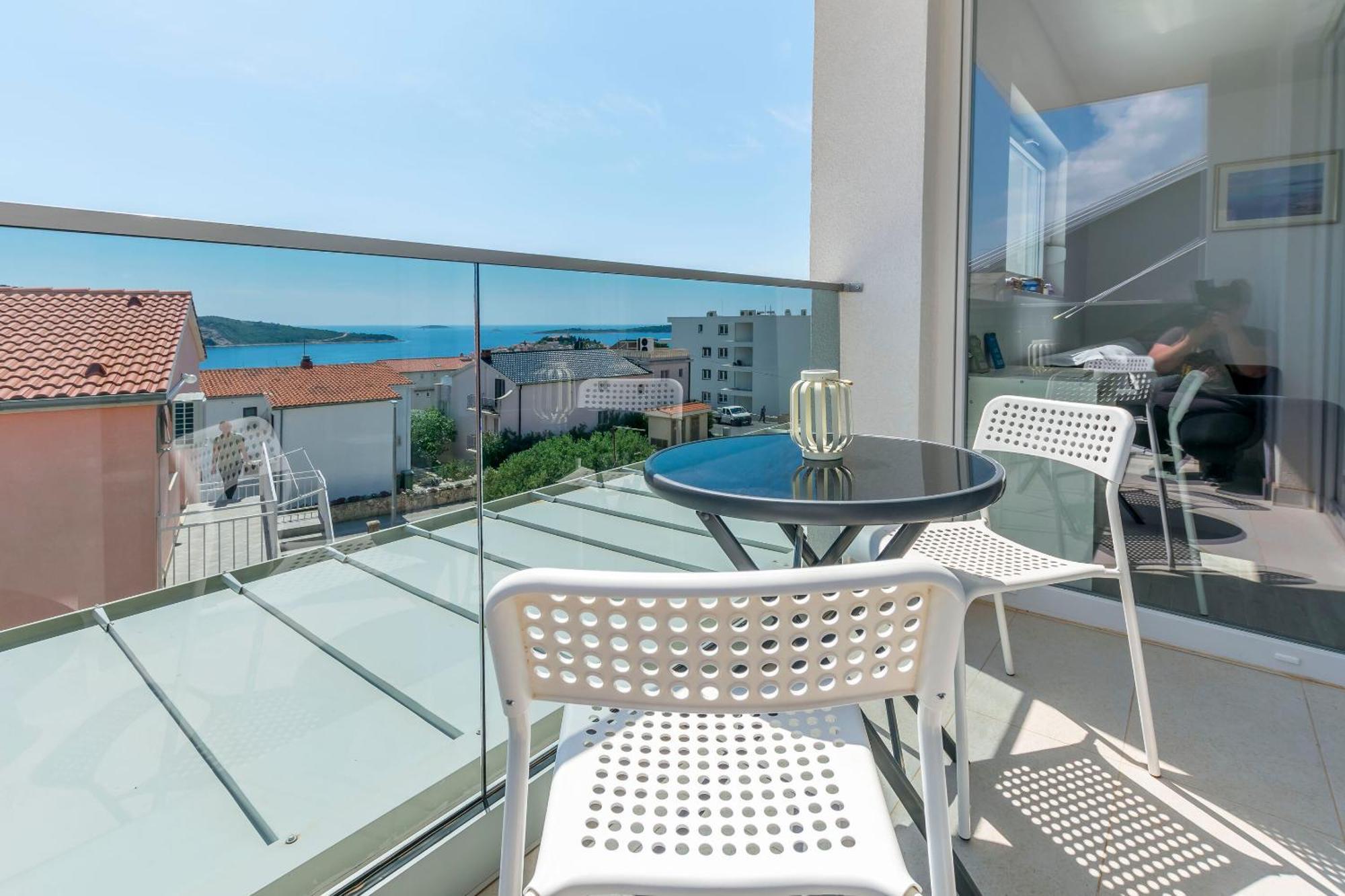 Apartments Tonka Примоштен Номер фото