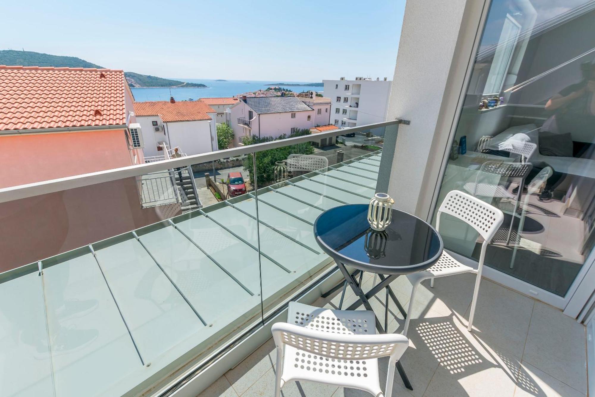 Apartments Tonka Примоштен Номер фото
