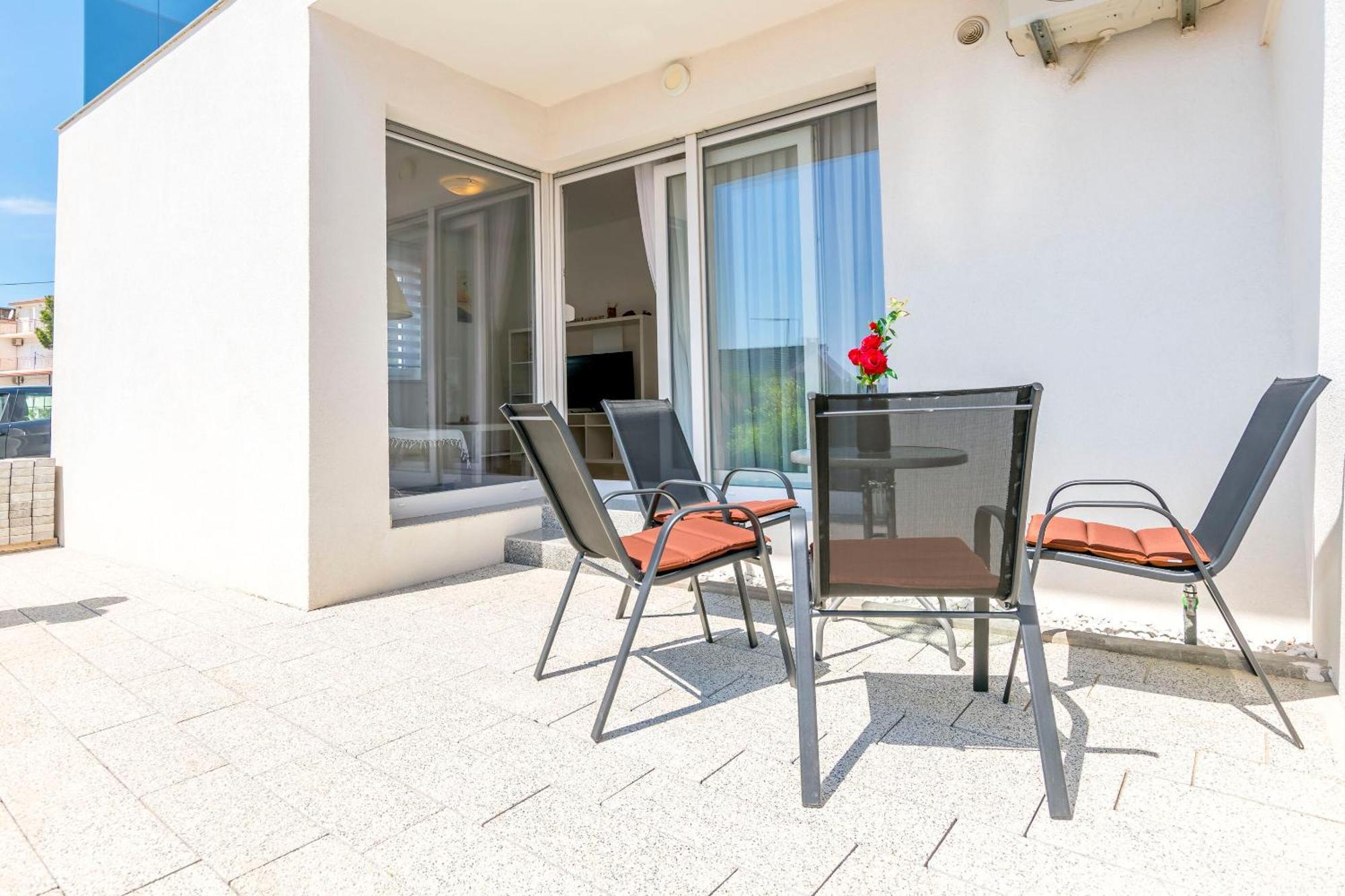 Apartments Tonka Примоштен Номер фото